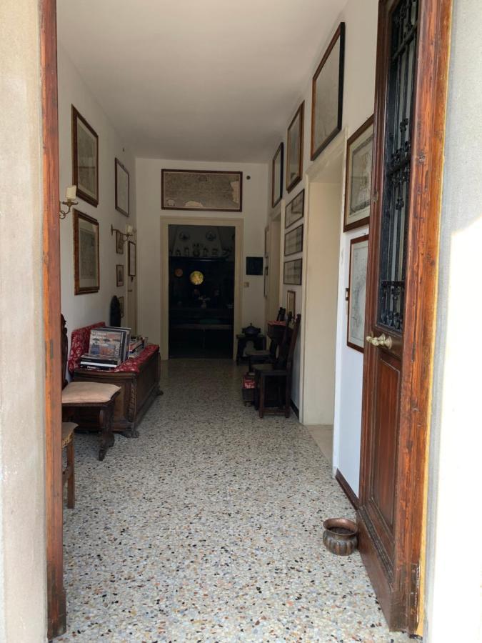 Вілла Dimora Castiglioni Lido di Venezia Екстер'єр фото